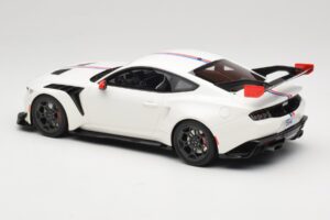 Ford Mustang GTD S650 Spirit of America Performance White GT Spirit 1:18 GT956 Resin — billede 5 af 6