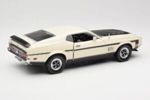 Ford Mustang Mach 1 Hvid Sun Star 1:18 3602 Metal — billede 3 af 8
