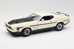 Ford Mustang Mach 1 Hvid Sun Star 1:18 3602 Metal