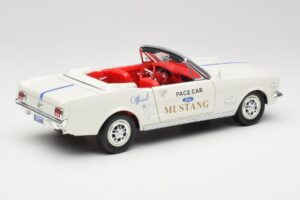Ford Mustang Pace Car Wimbledon White Solido 1:18 81578 Metal — billede 3 af 8