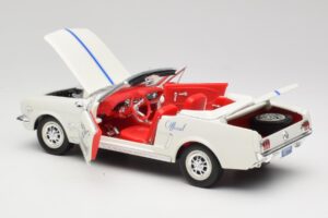 Ford Mustang Pace Car Wimbledon White Solido 1:18 81578 Metal — billede 5 af 8