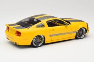Ford Mustang S197 Cesam by Parotech Gul Norev 1:18 182700 Metal — billede 3 af 8