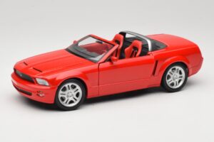 Ford Mustang S197 GT Cabriolet Rød Beanstalk Group 1:18 FOR10016R Metal