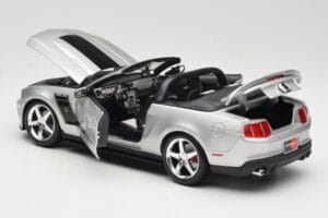 Ford Mustang S197 Roush 427R Cabriolet Sølv Maisto 1:18 31669 Metal — billede 5 af 8
