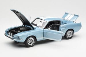 Ford Mustang Shelby GT500 Lyseblå Metallic Med Hvide Striber AUTOart 1:18 72907 Metal — billede 2 af 8