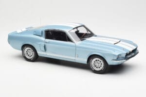 Ford Mustang Shelby GT500 Lyseblå Metallic Med Hvide Striber AUTOart 1:18 72907 Metal — billede 6 af 8