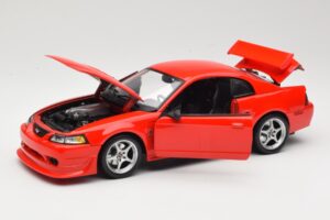 Ford Mustang SVT Cobra R SN95 Rød Maisto 1:18 531872 Metal — billede 2 af 8