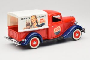 Ford Pickup Truck Pepsi-Cola Solido 1:18 99053 Metal — billede 3 af 8