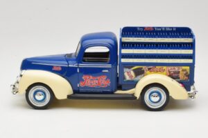 Ford Pepsi-Cola Replica Golden Wheel 1:18 PF351 Metal — billede 4 af 8