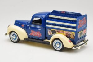 Ford Pepsi-Cola Replica Golden Wheel 1:18 PF351 Metal — billede 7 af 8