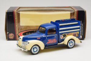 Ford Pepsi-Cola Replica Golden Wheel 1:18 PF351 Metal — billede 8 af 8