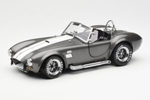 Ford Shelby Cobra 427 S/C Grå Metallic Med Hvide Striber Kyosho 1:18 08045GRW Metal