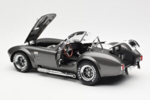 Ford Shelby Cobra 427 S/C Grå Metallic Med Hvide Striber Kyosho 1:18 08045GRW Metal — billede 5 af 8