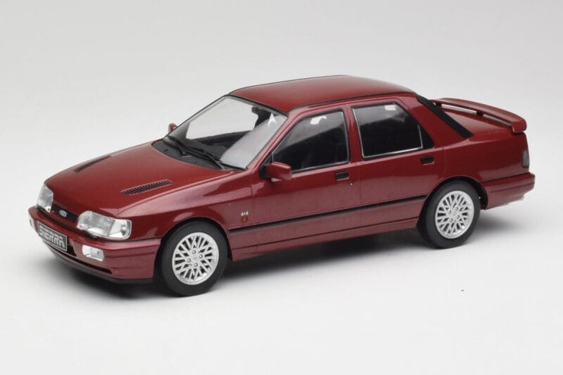 Ford Sierra RS Cosworth 4x4 Rød MCG 1:18 MCG18354 Metal