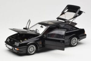 Ford Sierra RS Cosworth Sort AUTOart 1:18 72861 Metal — billede 2 af 8