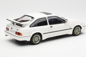 Ford Sierra RS Cosworth Hvid AUTOart 1:18 72862 Metal — billede 3 af 8