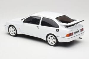 Ford Sierra RS Cosworth Hvid IXO 1:18 18CMC121 Metal — billede 5 af 6