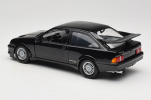 Ford Sierra RS Cosworth Sort Minichamps 1:18 150084001 Metal — billede 7 af 8