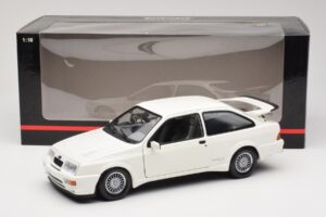 Ford Sierra RS Cosworth Hvid Minichamps 1:18 150084000 Metal — billede 8 af 8