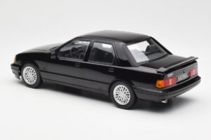 Ford Sierra RS Cosworth Sort MCG 1:18 MCG18173 Metal — billede 5 af 6