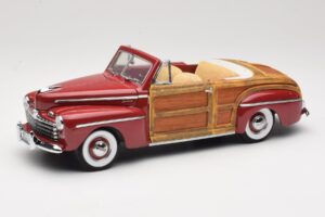 Ford Sportsman Rød Road Signature 1:18 20048 Metal