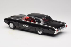 Ford Thunderbird Sort Anson 1:18 30344 Metal — billede 7 af 8