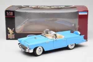 Ford Thunderbird Cabriolet Blå Road Signature 1:18 92358 Metal — billede 8 af 8