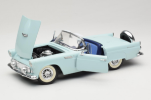 Ford Thunderbird Grøn Revell 1:18 8804-G1 Metal — billede 2 af 8
