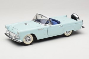 Ford Thunderbird Grøn Revell 1:18 8804-G1 Metal