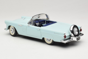 Ford Thunderbird Grøn Revell 1:18 8804-G1 Metal — billede 7 af 8