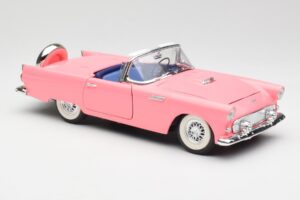 Ford Thunderbird Lyserød Revell 1:18 8804 Metal — billede 6 af 8