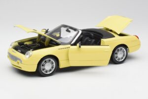 Ford Thunderbird Show Car Gul Maisto 1:18 50335 Metal — billede 2 af 8