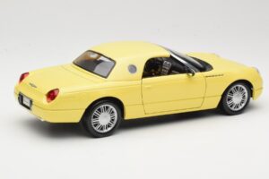 Ford Thunderbird Show Car Gul Maisto 1:18 50336 Metal — billede 3 af 8