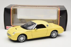 Ford Thunderbird Show Car Gul Maisto 1:18 50336 Metal — billede 8 af 8