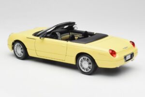 Ford Thunderbird Show Car Gul Maisto 1:18 50335 Metal — billede 7 af 8