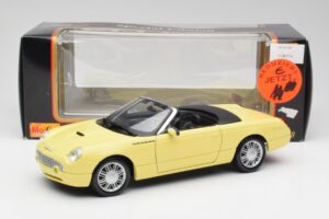 Ford Thunderbird Show Car Gul Maisto 1:18 50335 Metal — billede 8 af 8