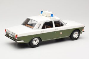 GAZ Volga GAZ-24 Politi MCG 1:18 MCG18015 Metal — billede 2 af 6