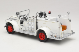 GMC Brandbil Hvid Road Signature 1:18 20068 Metal — billede 7 af 9