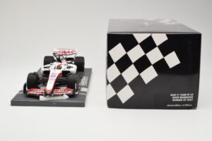 Haas VF-22 #20 K. Magnussen Bahrain GP 2022 Minichamps 1:18 117220120 Metal — billede 6 af 6