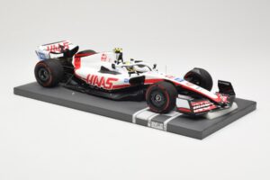 Haas VF-22 #47 M. Schumacher Bahrain GP 2022 Minichamps 1:18 117220147 Metal — billede 4 af 6