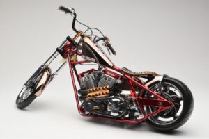 Harley-Davidson West Coast Choppers Diablo Soft Tail Guld Rød Minichamps 1:5 JJ04-05-03 Metal — billede 4 af 6