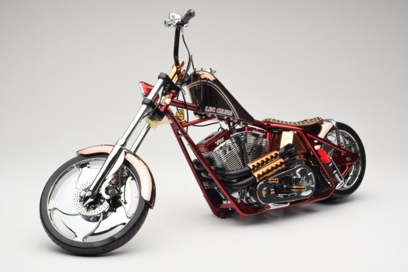 Harley-Davidson West Coast Choppers Diablo Soft Tail Guld Rød Minichamps 1:5 JJ04-05-03 Metal