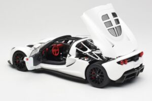 Hennessey Venom GT Hvid AUTOart 1:18 75404 Metal — billede 5 af 8