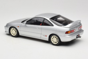 Honda Integra Type R DC2 Pre-Facelift Vogue Silver Metallic MotorHelix 1:18 M85202 Metal — billede 7 af 8