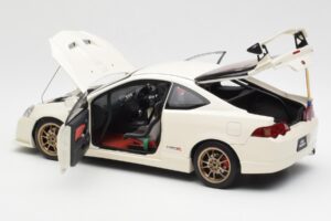 Honda Integra DC5 Type R Mugen Hvid AUTOart 1:18 73251 Metal — billede 5 af 8