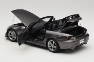 Honda S2000 AP2 Type S Moon Rock Metallic MotorHelix 1:18 M85111 Metal — billede 6 af 9