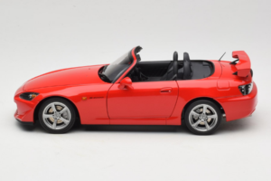 Honda S2000 AP2 Type S New Formula Red MotorHelix 1:18 M85112 Metal — billede 5 af 9