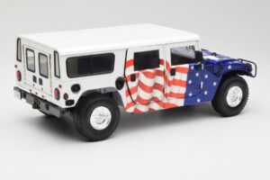 Hummer H1 AM General Gore-Lieberman Humvee America Exoto 1:18 1807 Metal — billede 3 af 8