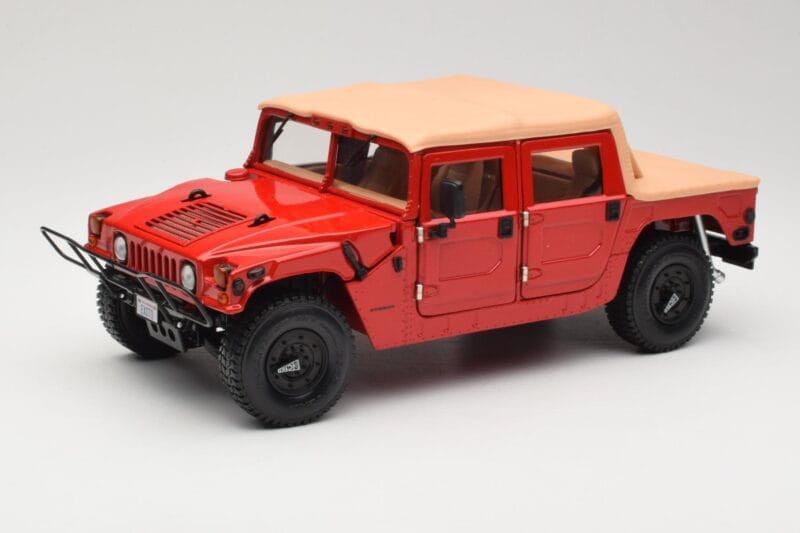 Hummer H1 Soft Top Rød Exoto 1:18 01805 Metal