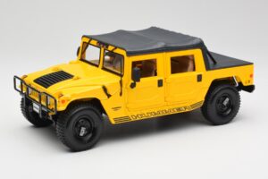 Hummer H1 Soft Top Gul Maisto 1:18 56041 Metal